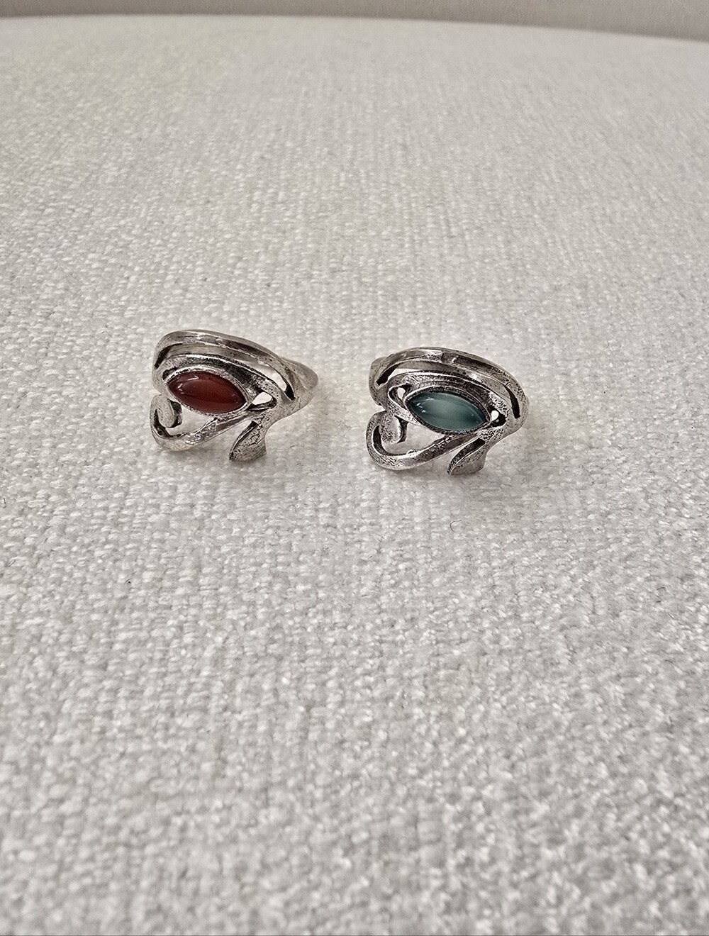 Bundle 2 Silver-Tone Eye Of Rah Rings with Red and Teal Cabochons Size 5.5